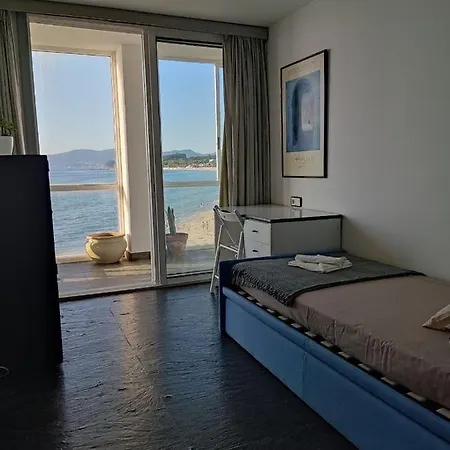 Tatil Evi Apartamento Encima Del Mar En Rua Canido 4